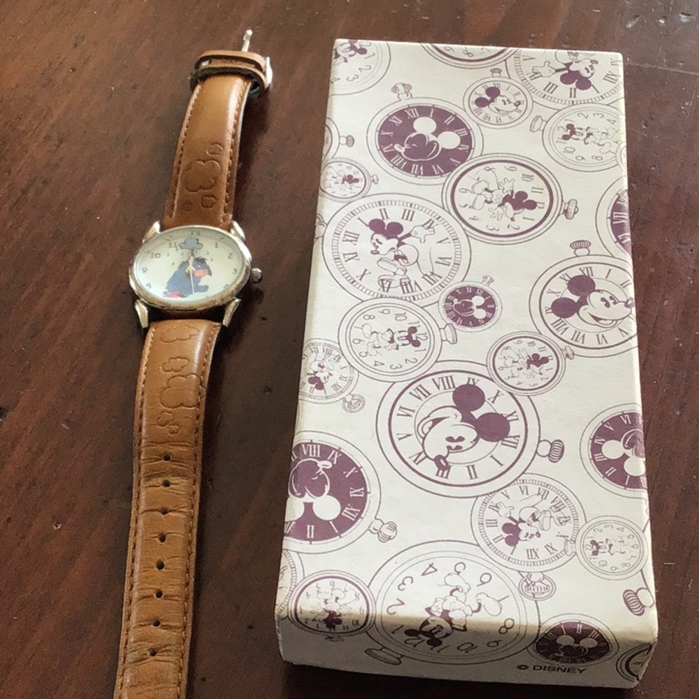 - Vintage Disney Eeyore Watch